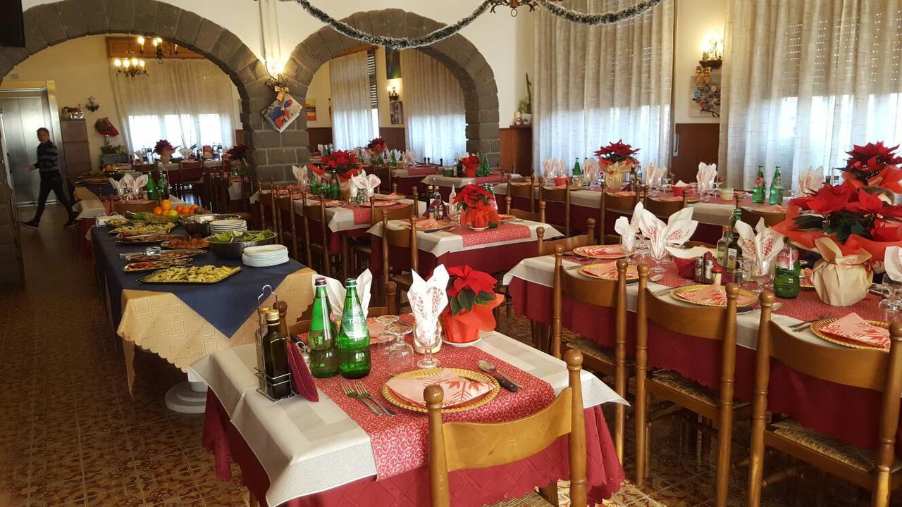 Albergo Ristorante Poli Madonna di Fornelli Exterior foto
